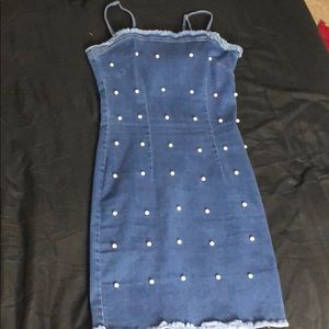 Sweet pearl denim bodycon dress